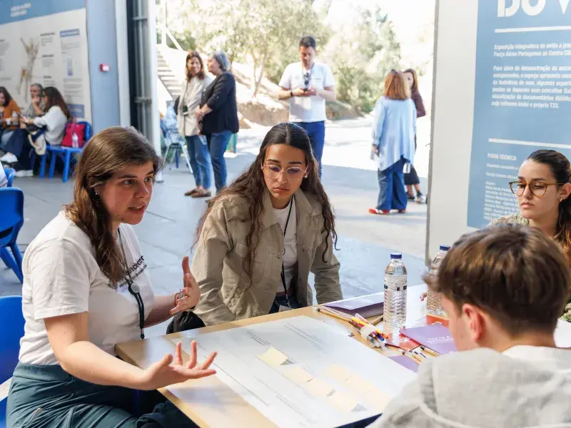Mesa de trabalho constância